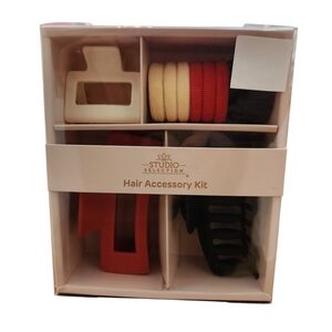 Studio Selection Hair Accessory Kit NIB